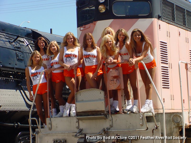 WP 705 in service during a layover at "Jeffrey Shops" in Sacramento 