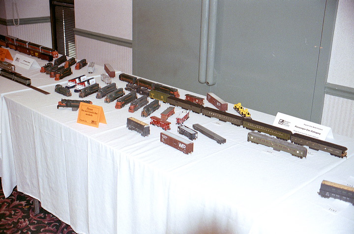 99-0010.jpg