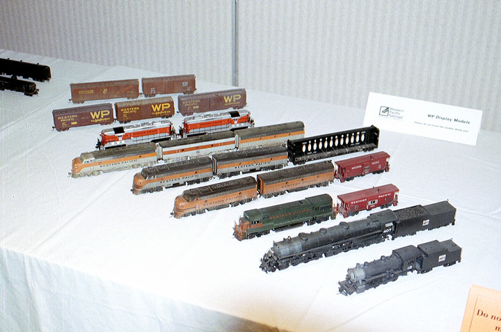 99-0017.jpg