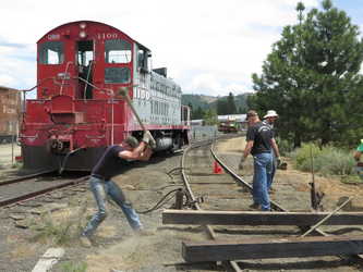 kdc_1188_Tie_Gang_at_work_on_the_Balloon_Track,_David_Elems,_Bil_Jackson,_Ethan_Doty_and_just_out_of_view_to_the_right_Greg_Elems_thumbnail.jpg