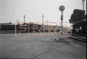 Staff_SP_-_001_R_thumbnail.jpg