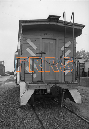 Staff_WP_-_111_R_thumbnail.jpg
