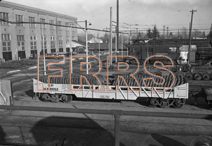 Staff_WP_-_136_R_thumbnail.jpg