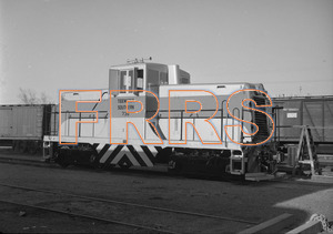 Staff_WP_-_153_R_thumbnail.jpg