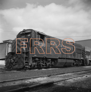 Staff_WP_-_557_R_thumbnail.jpg