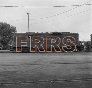 Staff_WP_-_588_R_thumbnail.jpg