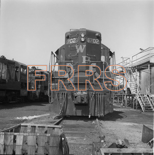 Staff_WP_-_600_R_thumbnail.jpg